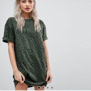 ASOS DESIGN petite t-shirt dress